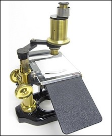 E. Leitz, Wetzlar. Large preparation (dissecting) microscope with erecting prism. Model W, c. 1925