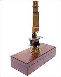 E. Hartnack sucr. de G. Oberhaeuser. Place Dauphine 21, Paris, #3886. Case-mounted drum microscope, c. 1861