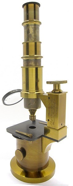 Maison de l'Ingénieur Chevallier Opt. Drum microscope