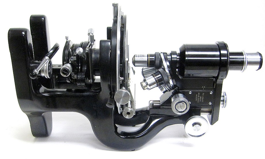 bausch and Lomb DDE Microscope for Research and Photomicrography