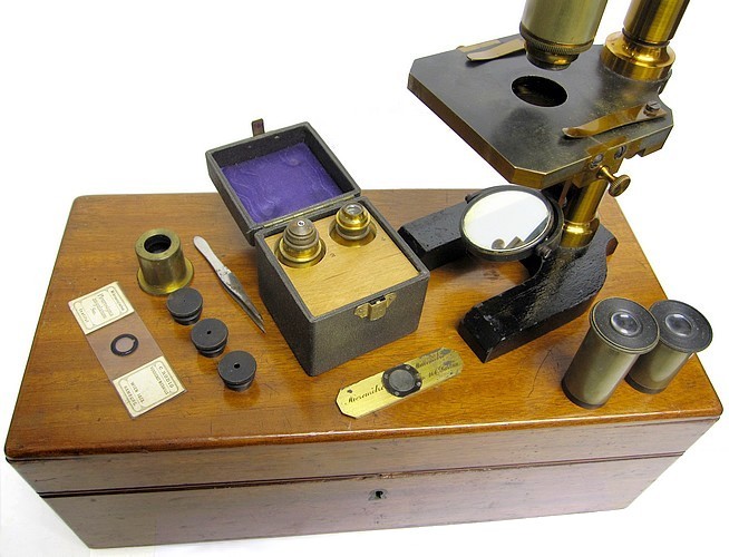 Franz Schmidt & Haensch, Berlin. Continental model microscope, c. 1880