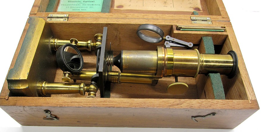 Imported Double Pillar French microscope