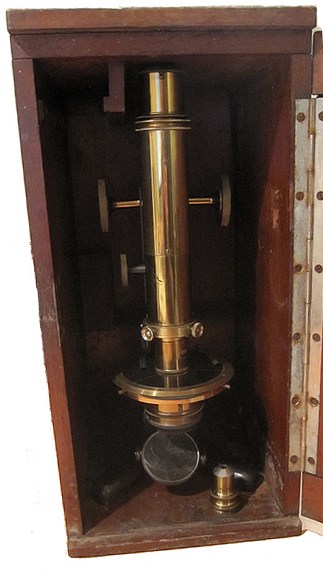 James Swift & Son, University St. London W.C. Improved Wale's American Microscope, c. 1881. Version constructed as a polarizing (mineral) microscope