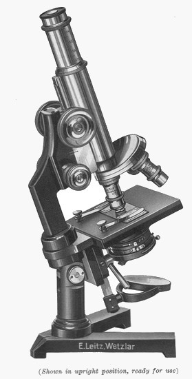 Leitz Large Travelling Microscope DT