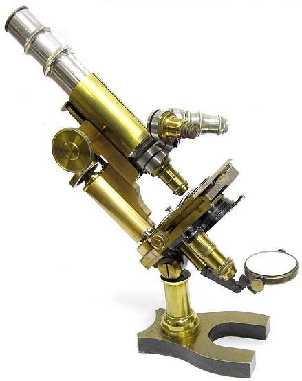  Nachet 17 rue St. Severin, Paris. Middle model No. 4 microscope with mechanical stage, c.1890