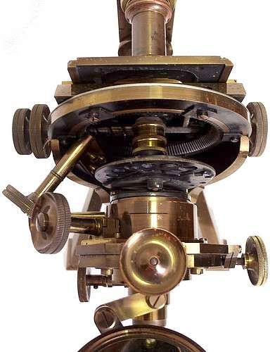  Powell & Lealand, Elmsdale, Greenham Road, Muswell Hill N.. Late of 170 Euston Road N. W. The No.1 monocular microscope dated 1908 