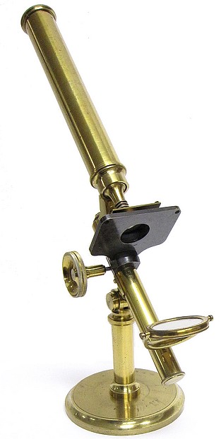 Pritchard_type_student_microscope, English, unsigned, c. 1848