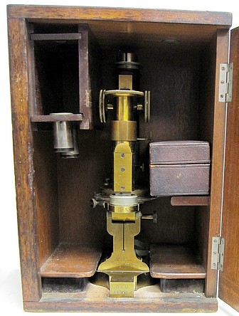 R. Fuess, Berlin - Steglitz, No. 420. Model No. III petrological microscope, c.1893 in wood bix