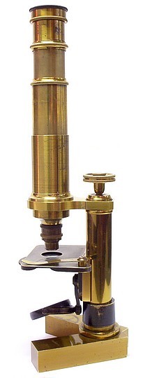 C. Verick, rue de la Parcheminerie, 2, Paris, No. 3036. Verick-Malassez Travelling or Pocket Microscope, c. 1880