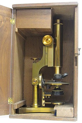 James W. Queen & Co., Phila. (no serial number). The Acme No. 3 Model Microscope. c. 1890