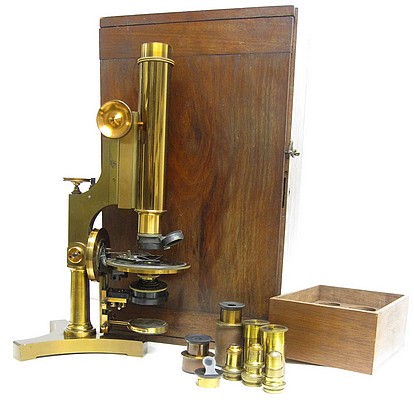 James W. Queen & Co., Phila. (no serial number). The Acme No. 3 Model Microscope. c. 1890