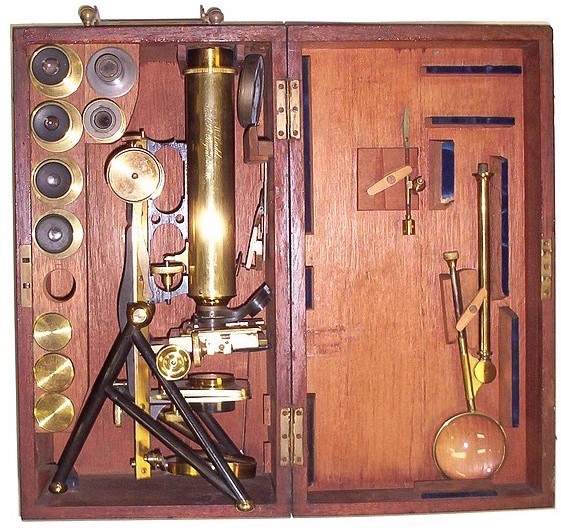 W. Ladd Beak St. Regent St. W., c. 1865. Monocular microscope with chain drive focusing. Ladd's Student's Microscope. In case