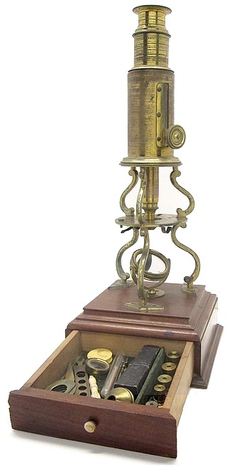 Culpeper type microscope with rack focusing c. 1800