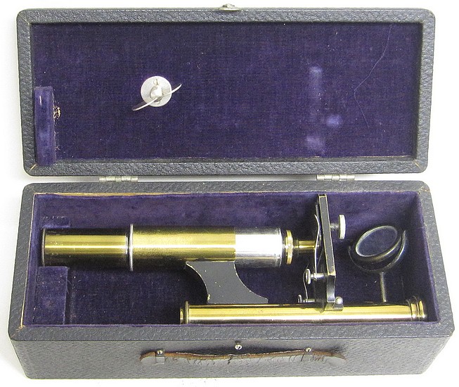The Gundlach Manhattan Optical Co. The Simplex Model, c. 1910